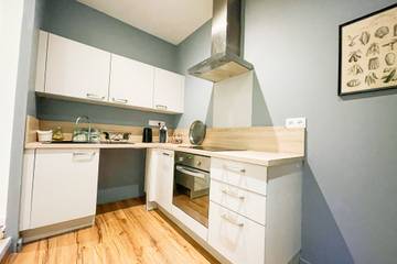 Vacation Rental for 4 Guests in Grenoble, Isère, Picture 3