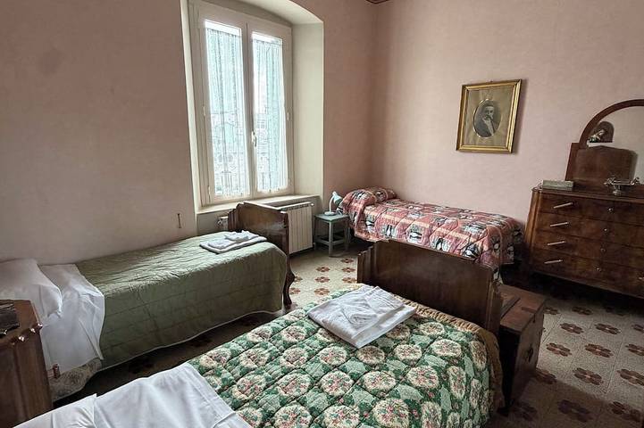 Appartamento intero, Appartamento Via Pascoli 14 by Ospitaci in Foligno, Perugia e dintorni