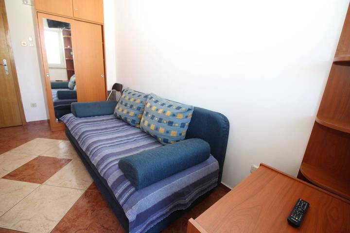 Appartement entier, Appartement de vacances pour 2 personnes avec balcon/terrasse in Baška, Krk
