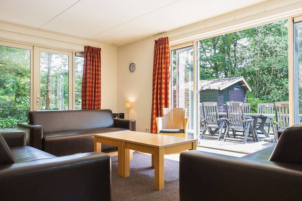 Detached 10-person bungalow in Kootwijk, Hoge Veluwe