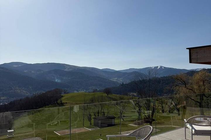 Ganze Wohnung, Domaine Le H - A Destination at the Peak of Your Dreams in Hohrod, Regionaler Naturpark Belchen der Vogesen