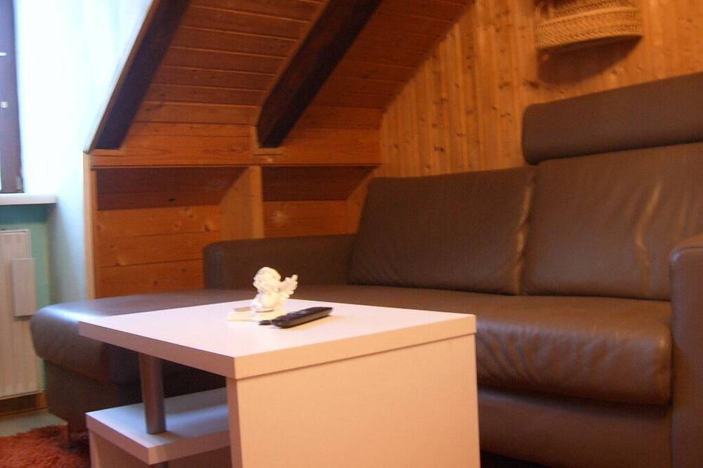 Appartamento intero, Attic apartment in Kronach, Oberfranken