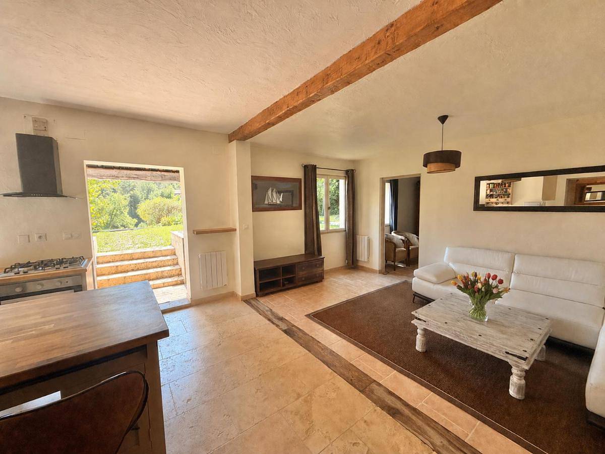 Double or Twin Room in Le Bar-sur-Loup, Côte méditerranéenne (France)