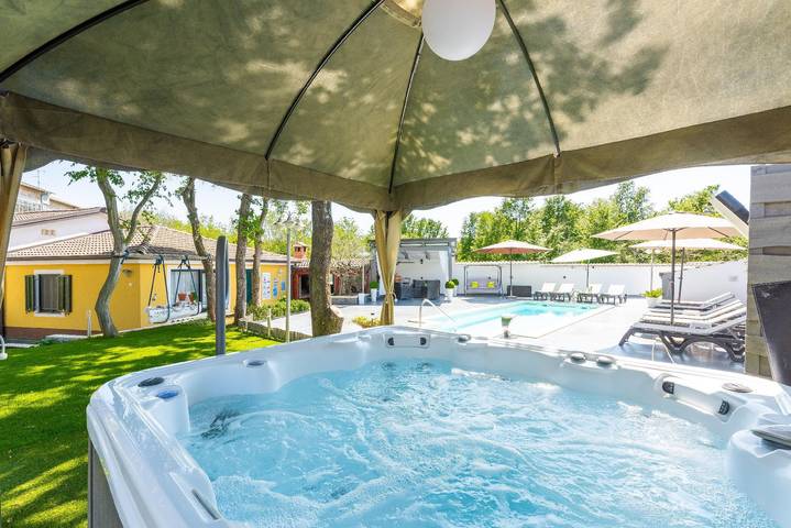 Bungalow para 4 personas, con jardín, Se admiten mascotas en Istria