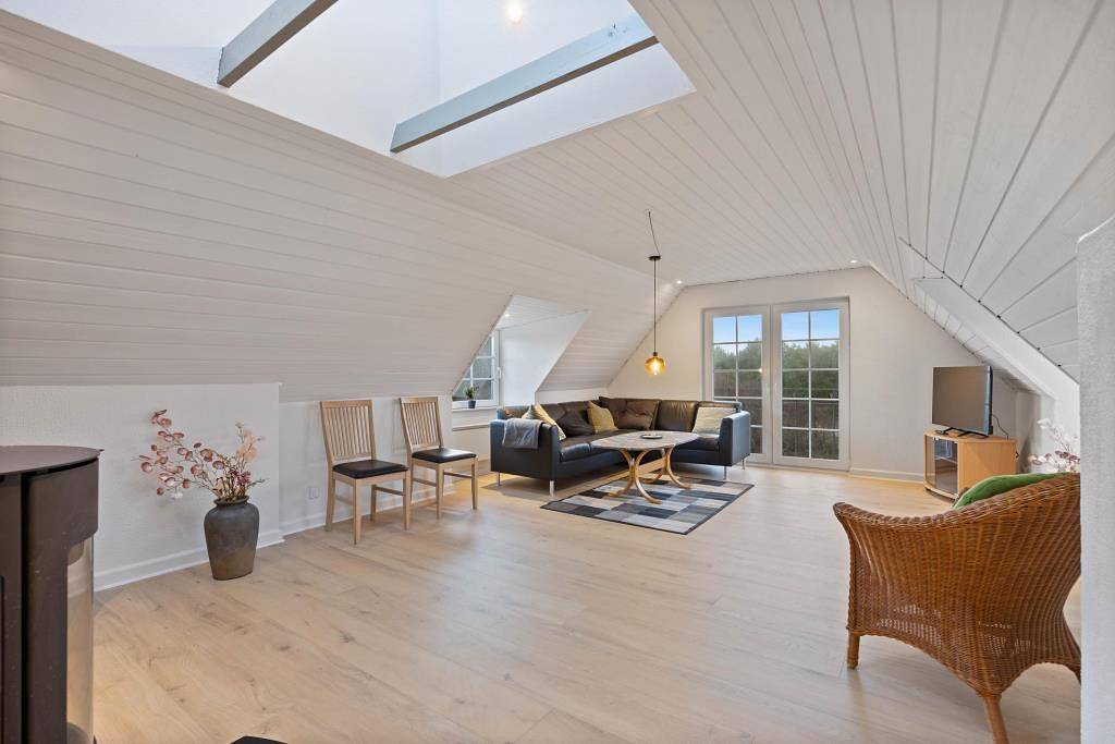 Reetdachhaus mit Pool, Whirlpool und Sauna in Blavand, Varde
