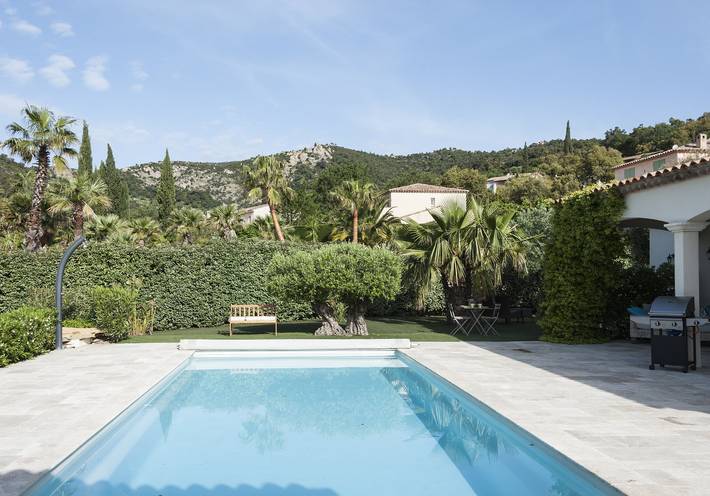 Gîte pour 2 personnes, avec piscine