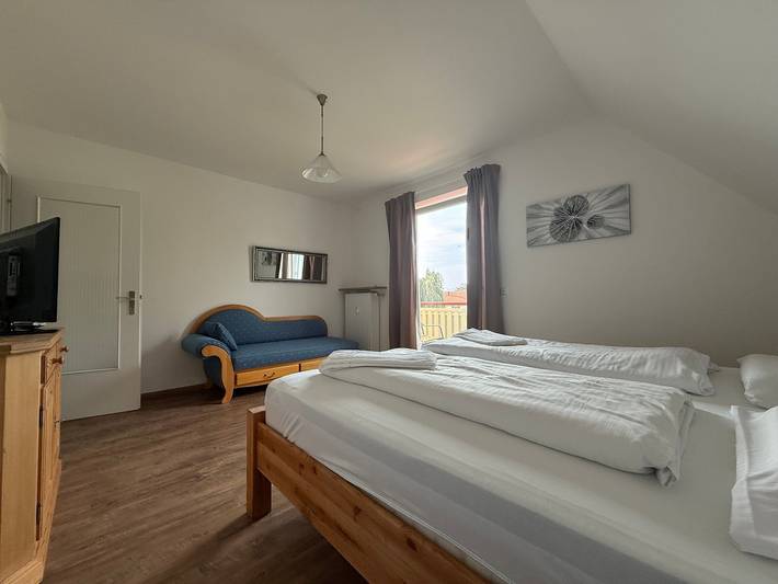 Ferienwohnung für 2 Personen, mit Balkon und Terrasse sowie Garten in Rottenbuch - 3