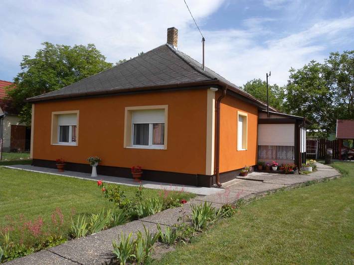 Ferienhaus für 4 Personen, mit Garten in Ungarn