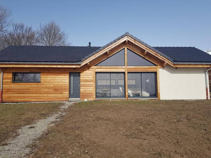 Gîte pour 4 personnes, avec vue et jardin à Saint-Julien-en-Champsaur