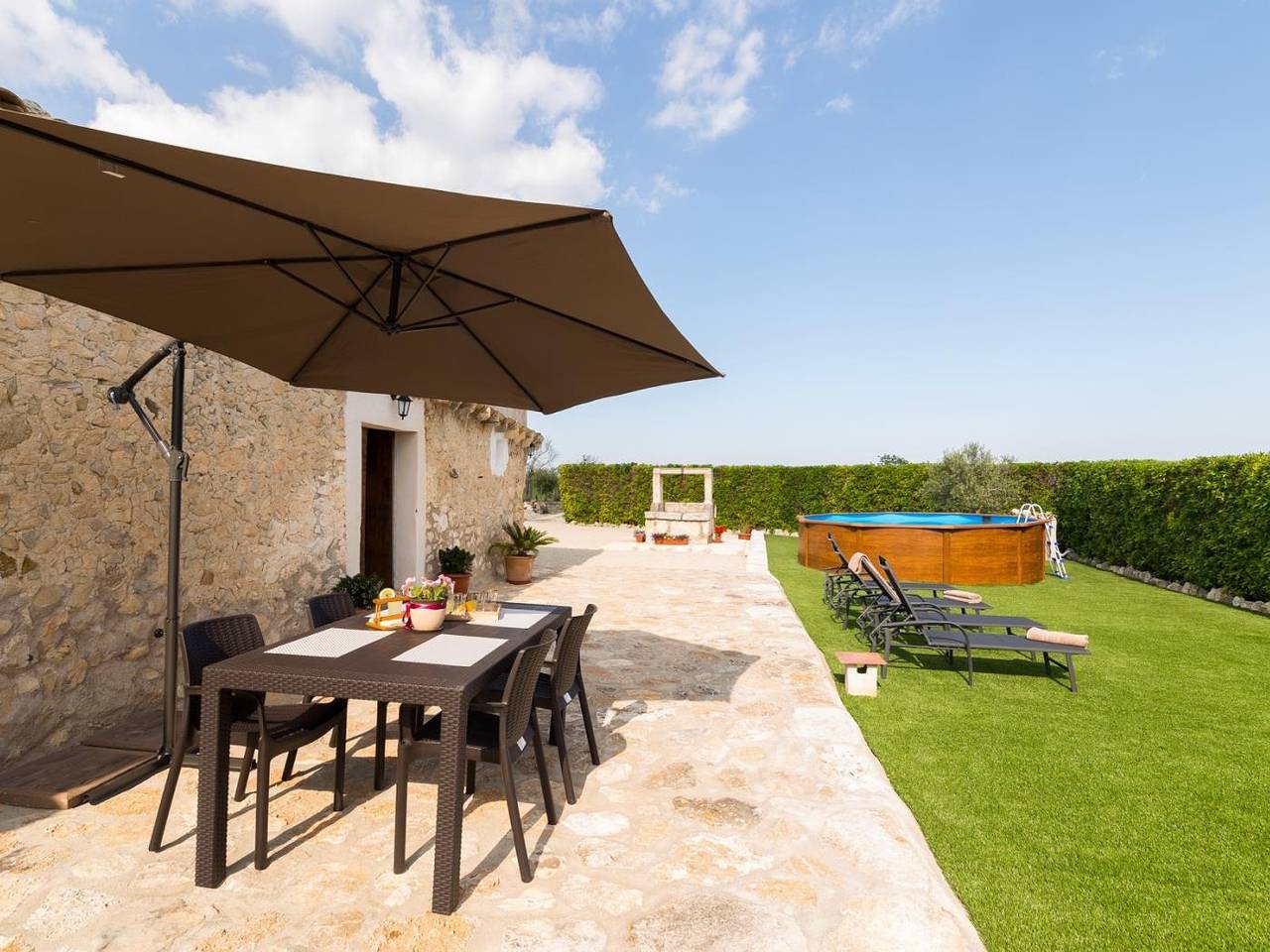 Can Guapo - Preciosa villa con piscina en Llubí in Llubí, Interior de Mallorca