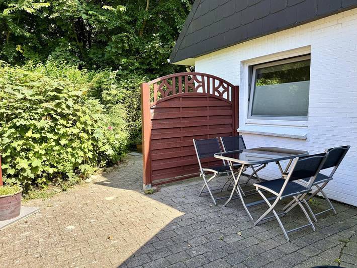 Ganze Wohnung, Schöne 2-Zimmer-Ferienwohnung mit zwei Terrassen, ruhig und strandnah gelegen in Westerland, Sylt (Gemeinde)