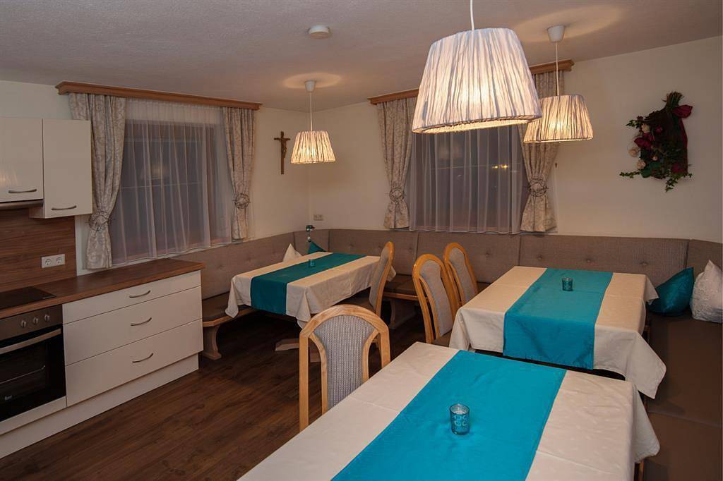 Apartment, shower, toilet, 4 bed rooms in Kappl, Verwall 