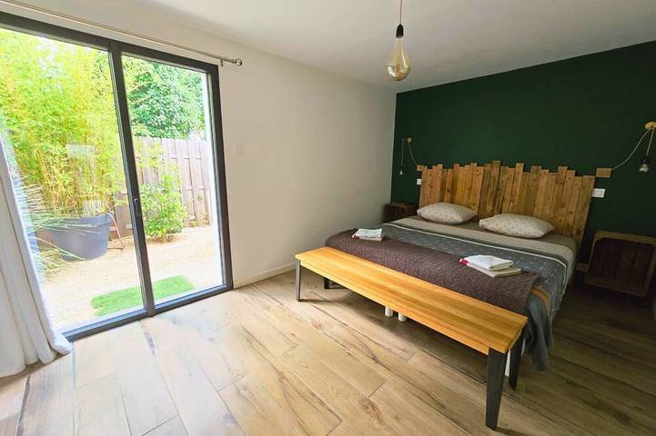 Location de vacances pour 6 personnes, avec terrasse et jardin, animaux acceptés à Serviers-et-Labaume - 4