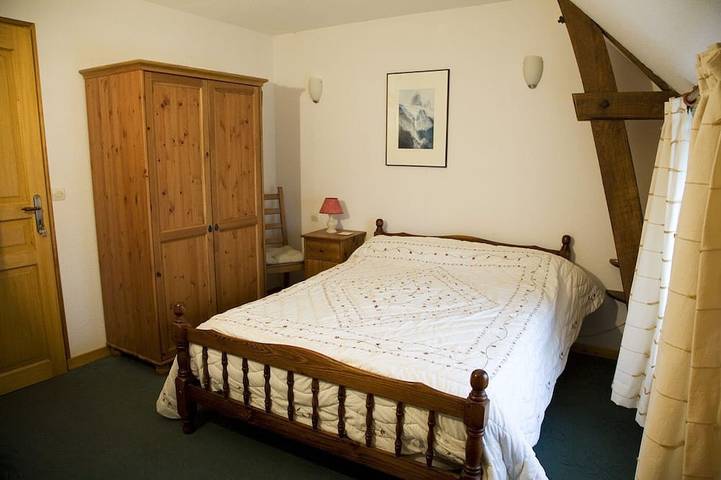 Location de vacances pour 6 personnes, avec jardin et piscine à Fajoles - 4