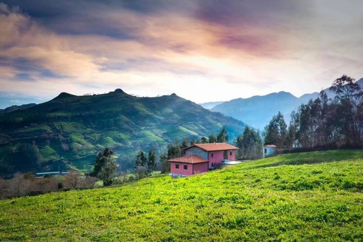 Casa rural para 12 personas, con balcón y vistas en Valle del Miera - 3