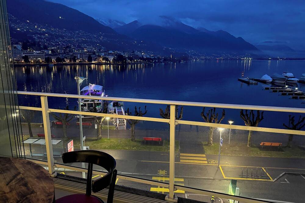Ganze Wohnung, \"Lula\" Wohnung - am Quai - und glücklich sein!  3,5 Zimmer & Loggia; bis 5 Gäste in Locarno, Tessiner Alpen