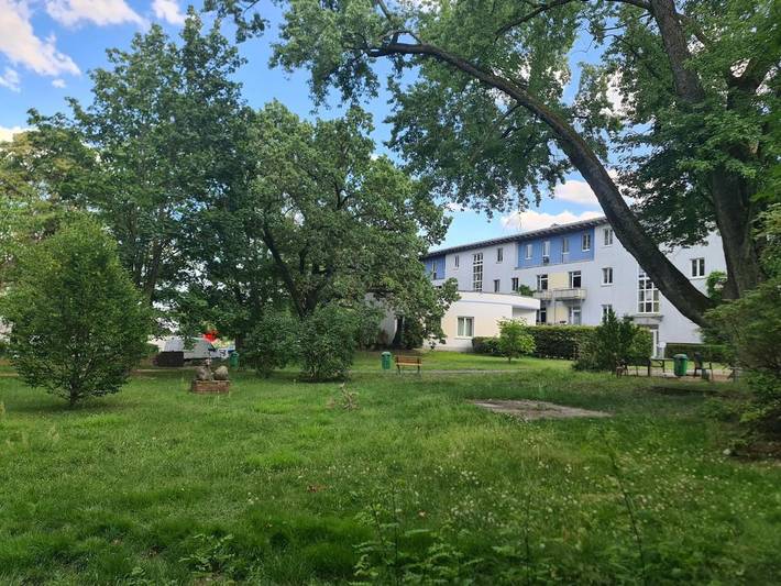 Ferienwohnung für 3 Personen, mit Ausblick und Garten in Berliner Mauer