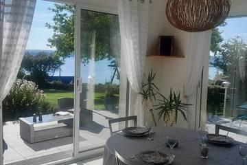 Location de vacances pour 6 personnes, avec balcon et jardin, animaux acceptés à Roscanvel