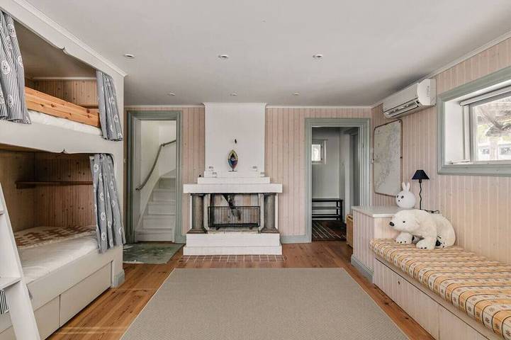 Seaside Bliss for Families: Home Away from Home in Hölö, Fagelbrolandet