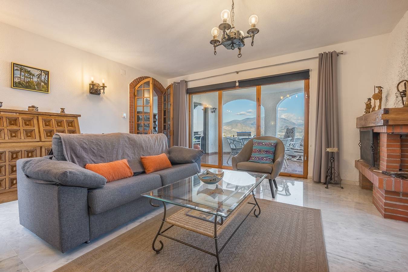 Villa 'Celeste' mit Meerblick, Wlan und Klimaanlage in Monte de los Almendros, Salobreña