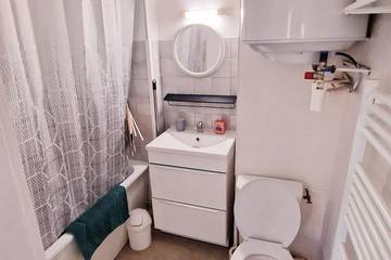 Appartement De Vacances pour 2 Personnes dans Besançon, Doubs, Photo 3