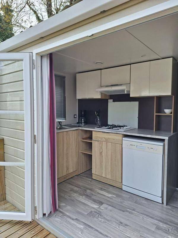 Camping pour 4 personnes, avec piscine et terrasse à Saint-Georges-de-Didonne - 3