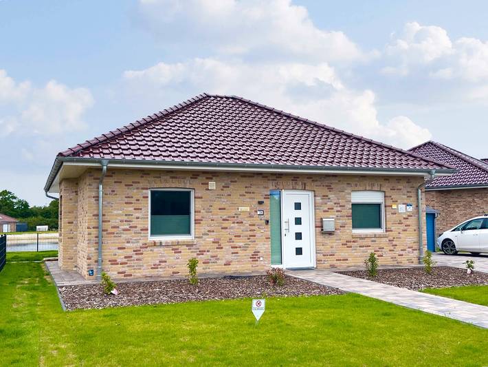 Ferienhaus für 4 Personen, mit Seeblick und Garten