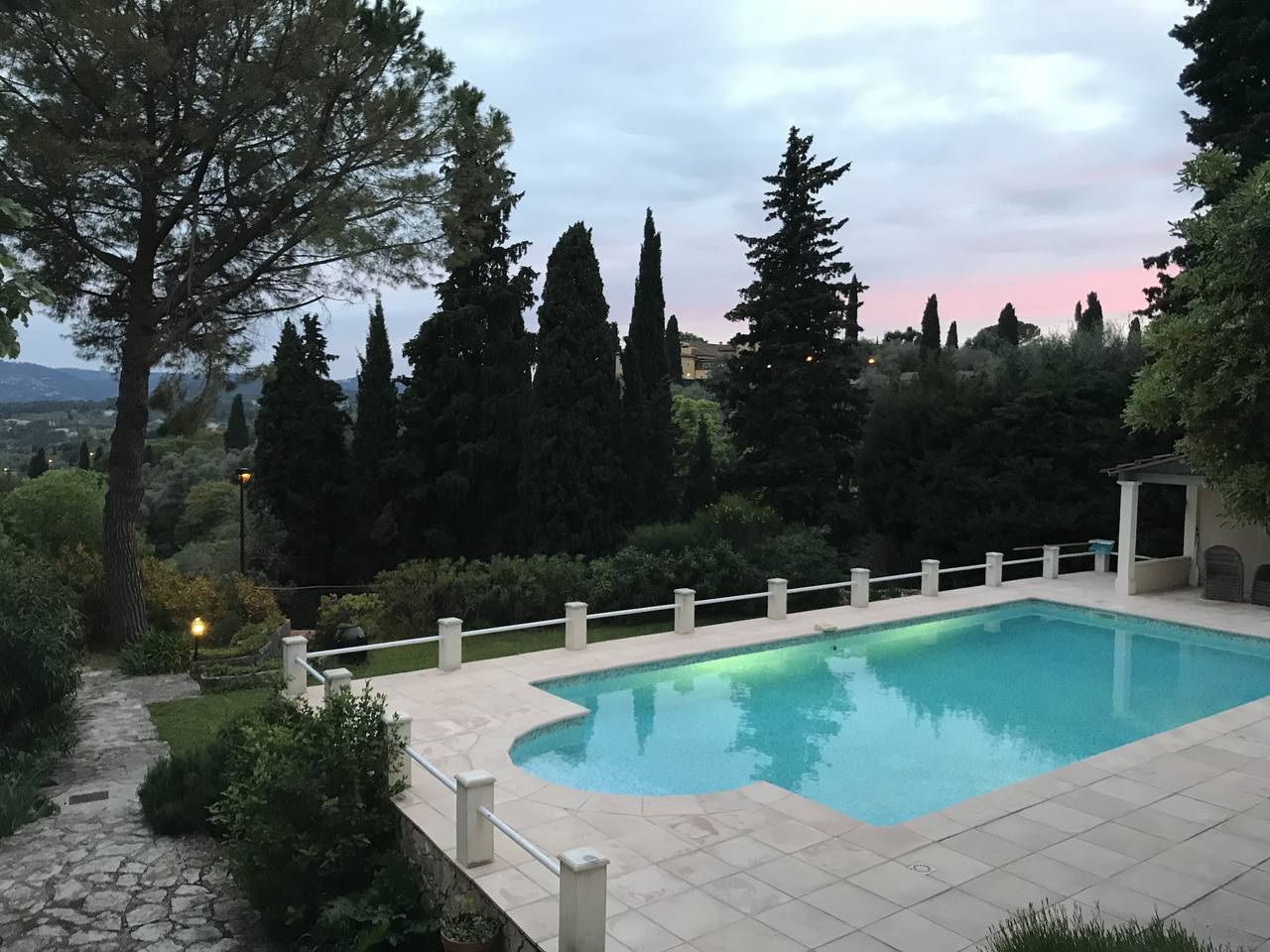 Villa Vent d'Est in Grasse, Côte méditerranéenne (France)