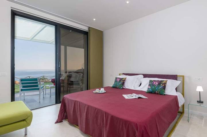 Villa Sabbie Rosse 6, Emma Villas in Capo Bianco, Isola di Capo Rizzuto