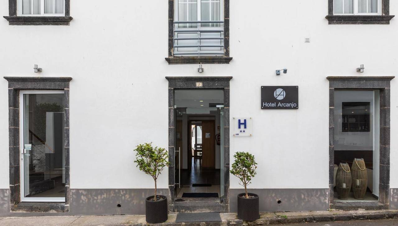 Hotel Arcanjo in São Miguel Island, Lagoa (Açores)