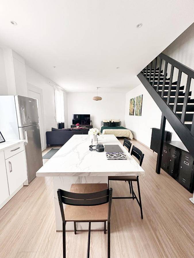 Location de vacances pour 2 personnes, avec Terrasse à Sevran
