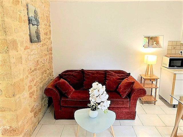 Gîte pour 4 personnes, avec terrasse et jardin à Gourdon - 3