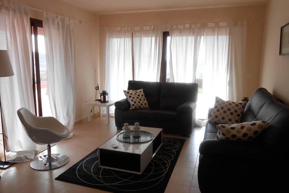 Entire apartment, Apartment directly on the golf course and swimming pool in Lorca, Costa Cálida