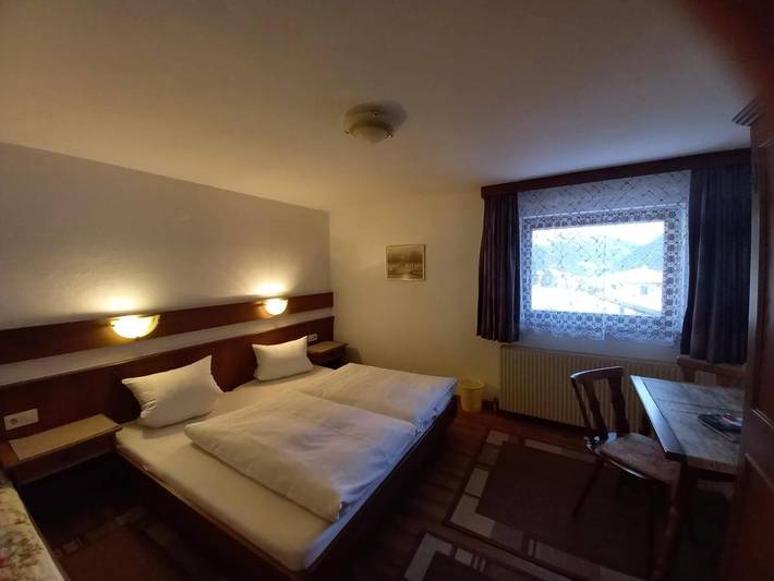 Chambre d’hôte pour 6 personnes, avec jardin et vue à Pettneu am Arlberg - 2