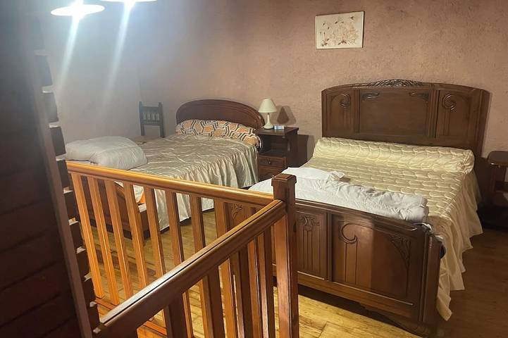 Location de vacances pour 6 personnes, avec terrasse et jardin, animaux acceptés à Montferrer - 2