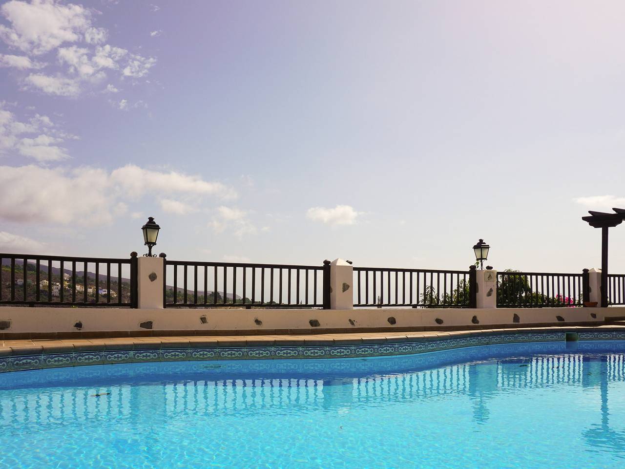 Spacious house, sea and mountain view - 9 guests in La Trinchera, Alajeró (municipality)