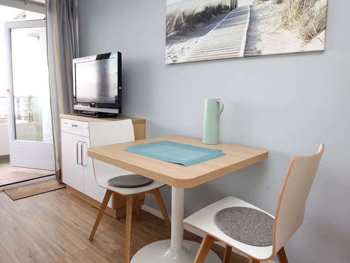 Ferienwohnung für 2 Personen, mit Seeblick und Balkon in Travemünder Woche - 3