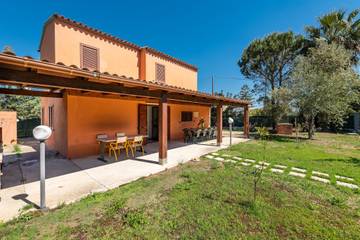 Agriturismo per 6 Persone in Castiadas, Cagliari e Dintorni, Foto 1