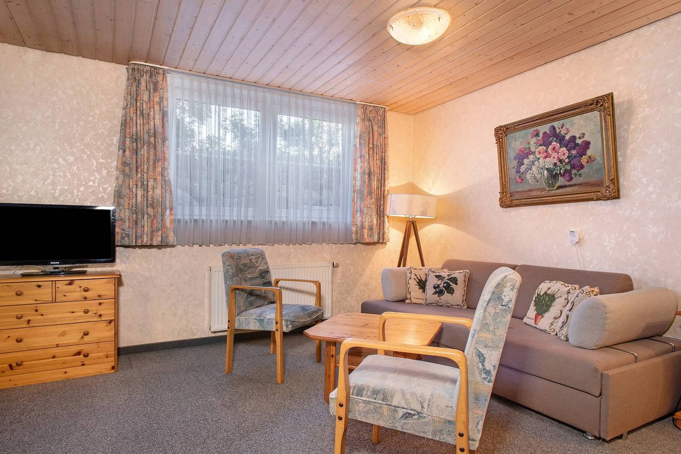 Ganze Wohnung, Ferienwohnung 'Wohnung Boskoop' im Souterrain mit Wlan in Immenstaad, Immenstaad am Bodensee