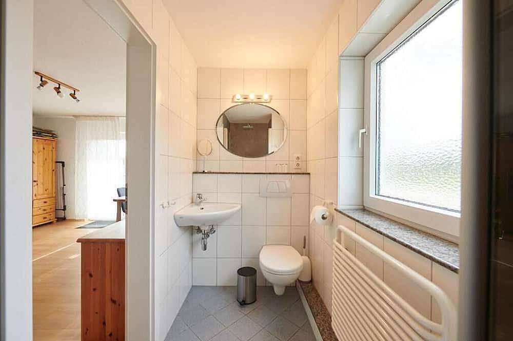 Ganze Wohnung, Apartment A mit Terrasse in Meersburg, Region Bodensee-Oberschwaben