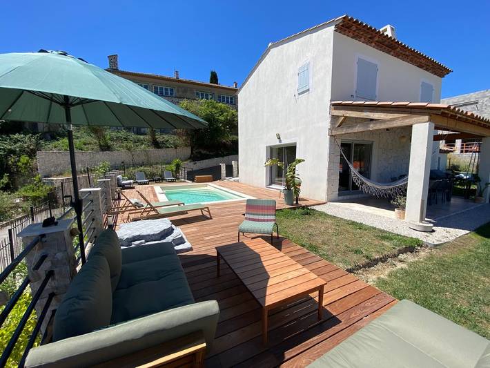 Villa für 7 Personen, mit Terrasse und Garten