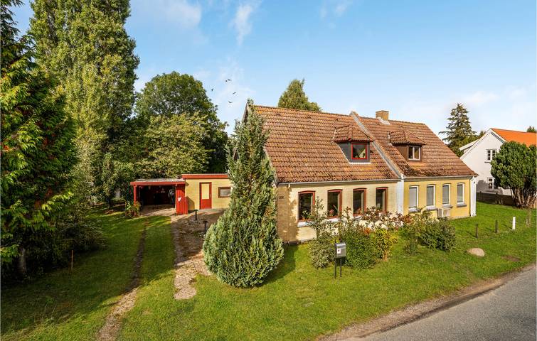 Ferienhaus für 5 Personen, mit Terrasse und Garten in Lolland