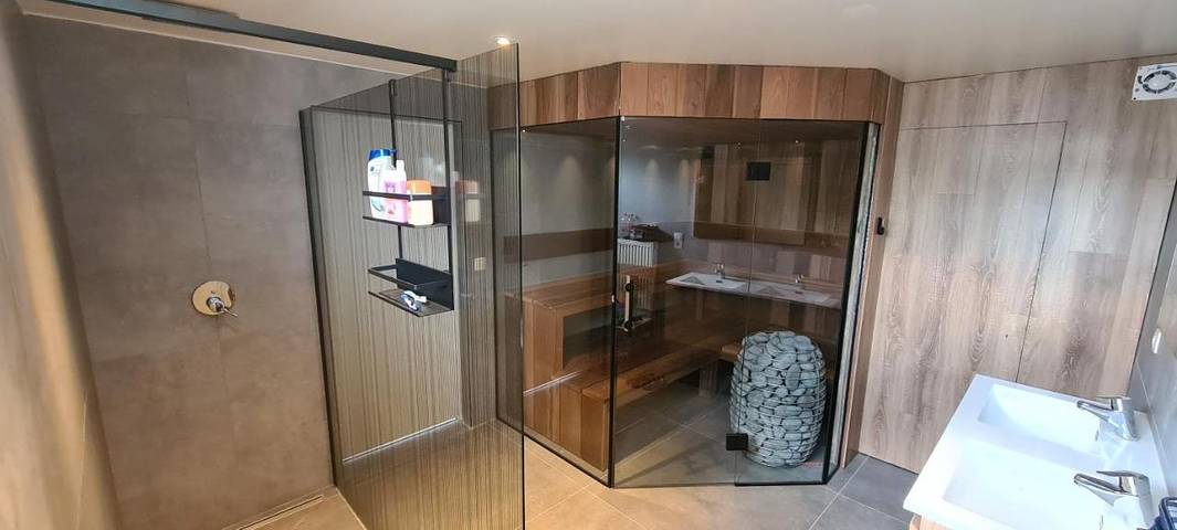 Location de vacances pour 14 personnes, avec Balcon et Terrasse ainsi que Jardin et Sauna dans Wibrin - 2