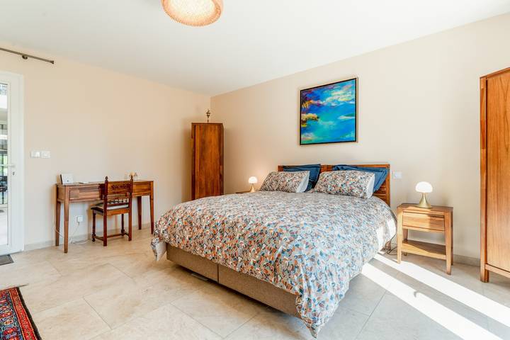 "Chambre - Piriou" Room with Private Terrace, Wi-Fi, and Air Conditioning in Fontarèches, Nimes region