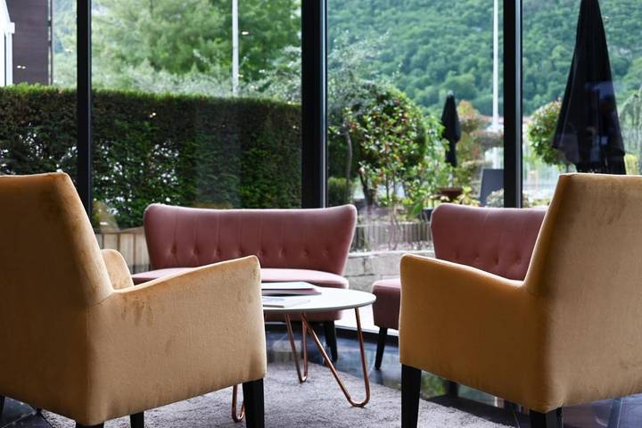 Hôtel pour 2 personnes, avec Terrasse et Jardin dans Port d'Albigny