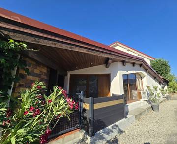 Gîte pour 2 personnes, avec terrasse à Chapareillan