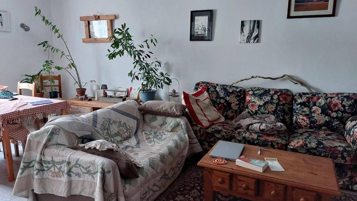 Three-Bedroom House in Thoard, Alpes-de-Haute-Provence