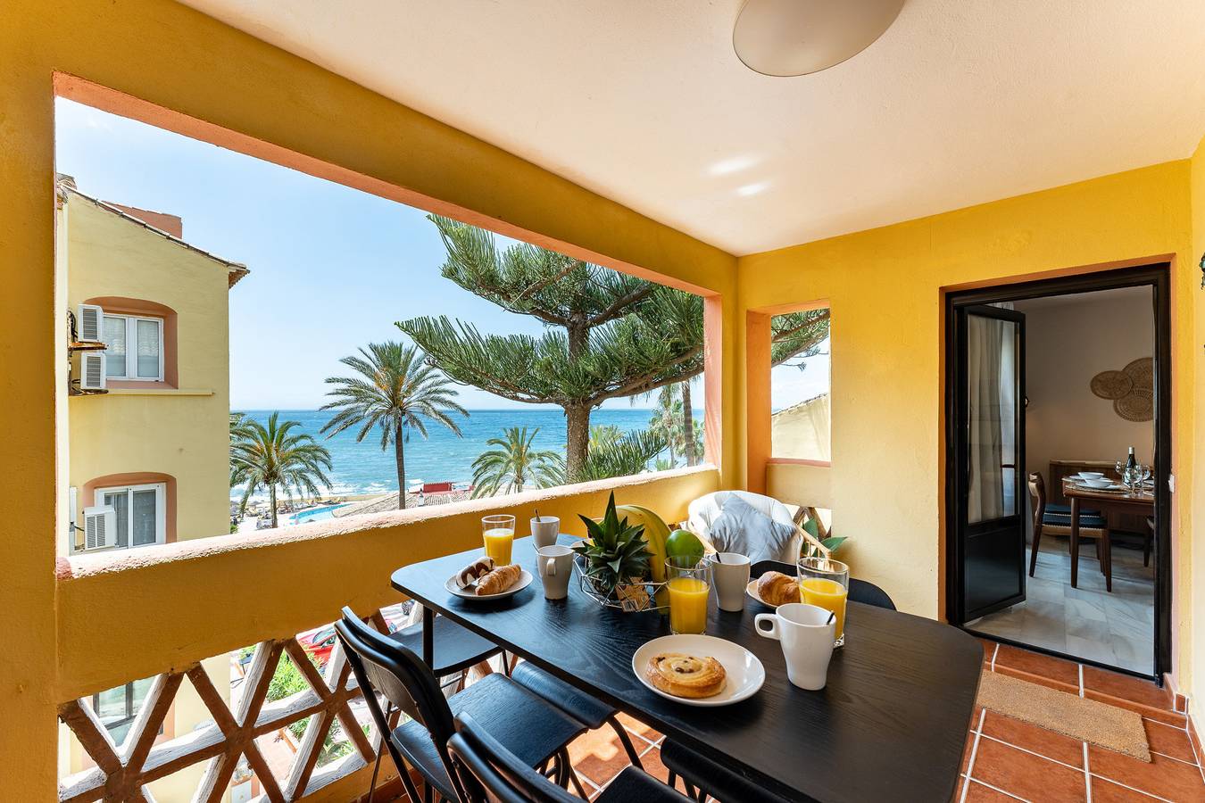 Entire apartment, Doña Lola Claudia P Cs201 in Urbanizacion Calahonda, Mijas