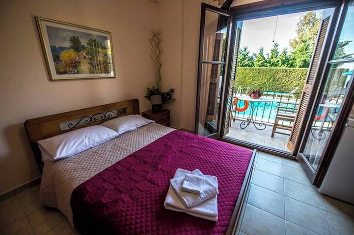 Location de vacances pour 6 personnes, avec jardin et balcon dans Stoupa - 4