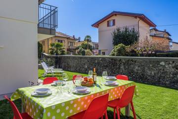 Ferienhaus für 6 Personen, mit Seeblick und Garten sowie Balkon, mit Haustier in Comune di Verbania